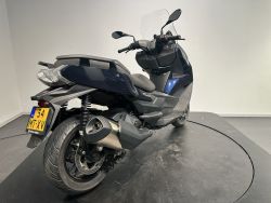 BMW - C 400 GT