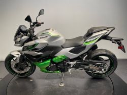 KAWASAKI - Z7 Hybrid