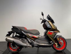 C 400 X