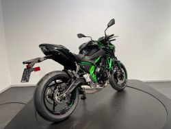 KAWASAKI - Z650
