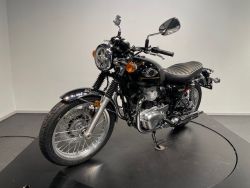 KAWASAKI - W800