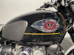 KAWASAKI - W800