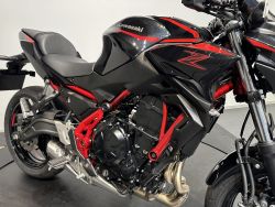 KAWASAKI - Z650