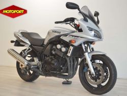 YAMAHA - FZS 600 FAZER