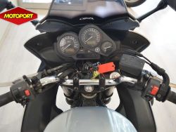 YAMAHA - FZS 600 FAZER