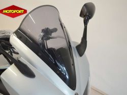 YAMAHA - FZS 600 FAZER