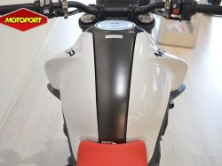 DUCATI - MONSTER