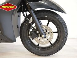 YAMAHA - RayZR