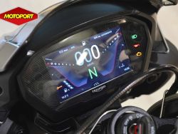 TRIUMPH - STREET TRIPLE 765 RS