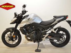 HONDA - CB 750 HORNET