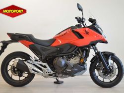 NC 750 X DCT