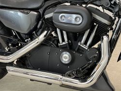 HARLEY-DAVIDSON - XL 883 N IRON