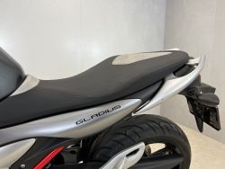 SUZUKI - SFV 650 GLADIUS