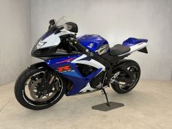 SUZUKI - GSX R 750