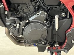 HONDA - CB 750 HORNET