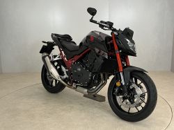 HONDA - CB 750 HORNET
