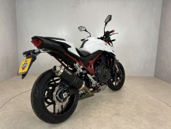 HONDA - CB 750 HORNET