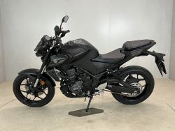 YAMAHA - MT-03