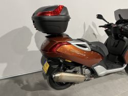 PEUGEOT - METROPOLIS 400