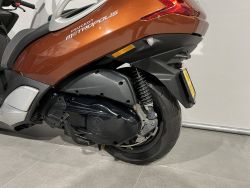 PEUGEOT - METROPOLIS 400