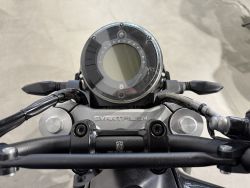 HUSQVARNA - SVARTPILEN 401