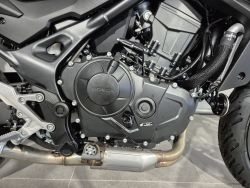 HONDA - CB 750 HORNET