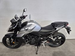 HONDA - CB 750 HORNET