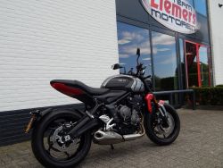 TRIUMPH - TRIDENT 660