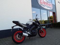 YAMAHA - MT 125