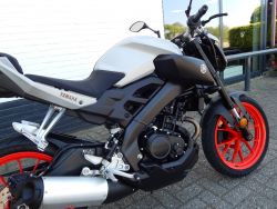 YAMAHA - MT 125