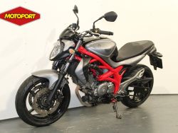 SUZUKI - SFV 650 Gladius ABS