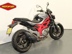 SUZUKI - SFV 650 Gladius ABS