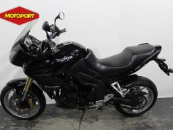 TRIUMPH - TIGER 1050 .