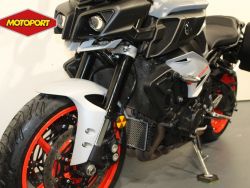 YAMAHA - MT 10 Tourer Edition