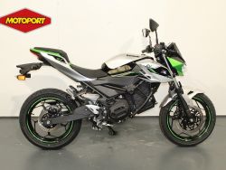Z E-1 - KAWASAKI