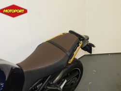 YAMAHA - MT 09