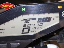 YAMAHA - MT 09