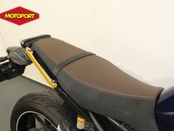 YAMAHA - MT 09