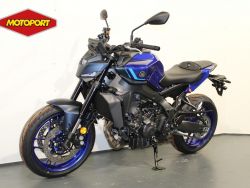 YAMAHA - MT 09