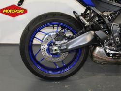 YAMAHA - MT 09