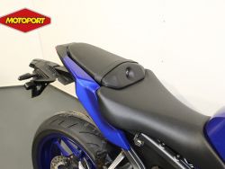 YAMAHA - MT 09