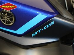 YAMAHA - MT 09