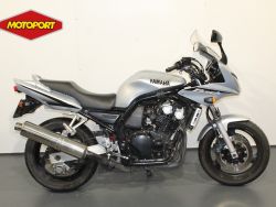 FZS 600 Fazer