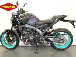 YAMAHA - MT 09