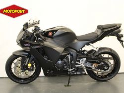 HONDA - CBR 600 RR