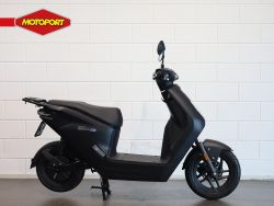 EM 1 e