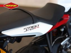 TRIUMPH - Street Triple 675 R