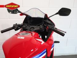 HONDA - CBR 650 R E-Clutch
