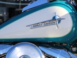 HARLEY-DAVIDSON - FLSTC Heritage Classic