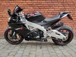 APRILIA - RSV4